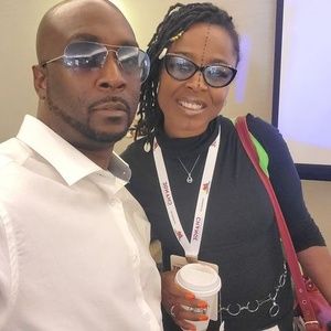 Meet your Posher, Adonnis